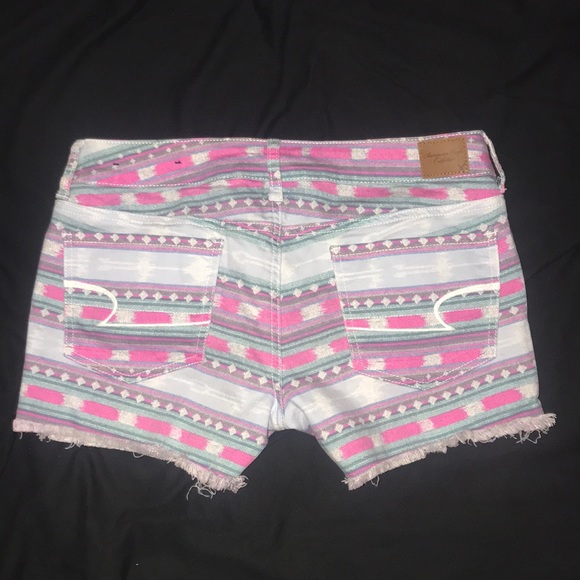 American Eagle Shorts - Picture 4 of 5